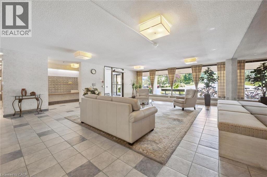 #304 65 WESTMOUNT Road N - Image 4