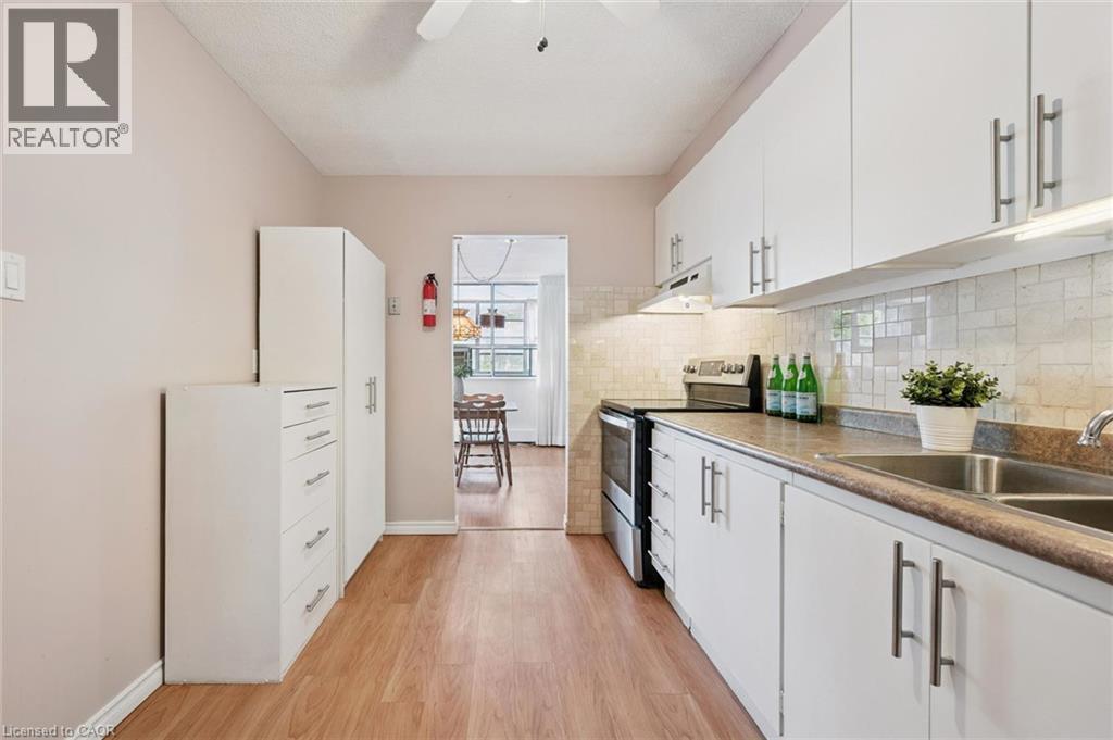 #304 65 WESTMOUNT Road N - 14