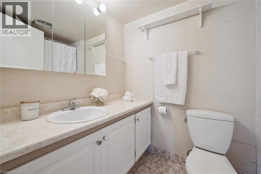 #304 65 WESTMOUNT Road N - Image 25