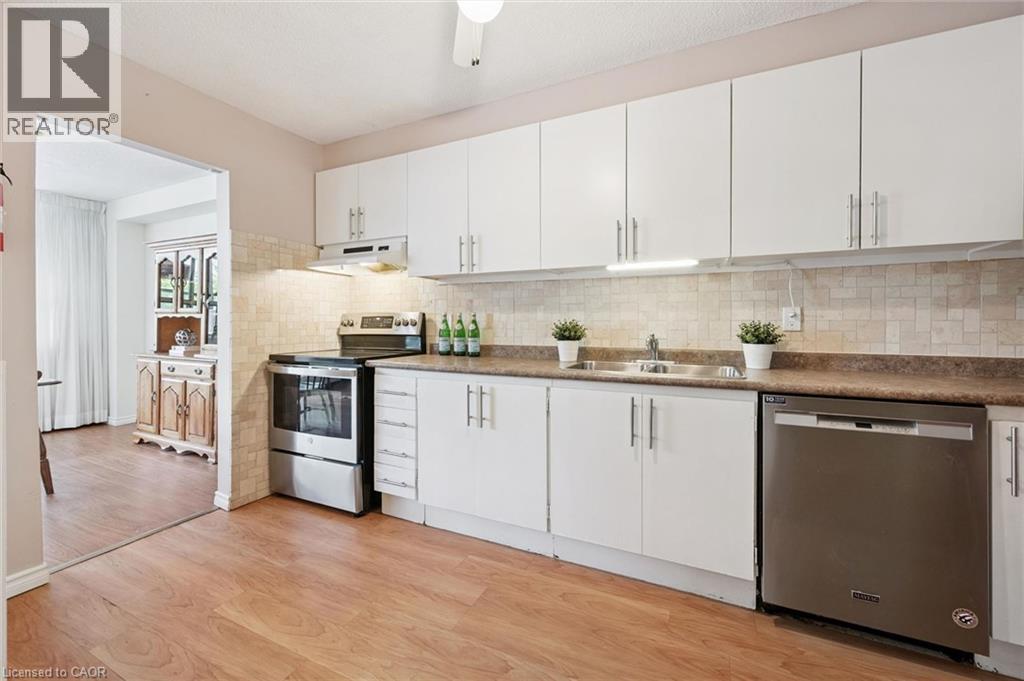 #304 65 WESTMOUNT Road N - Image 16