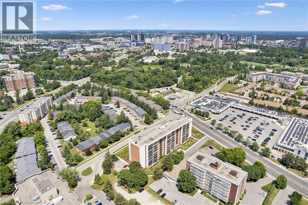 #304 65 WESTMOUNT Road N - 32