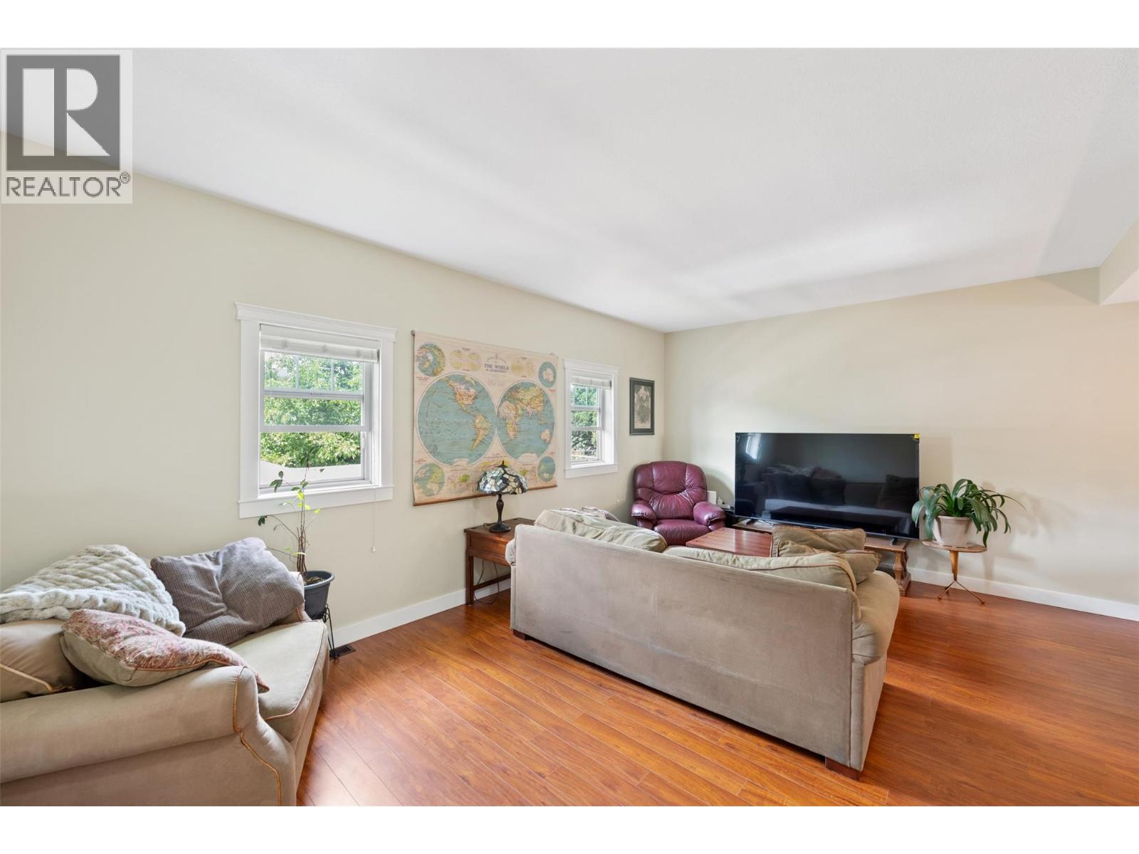 #103 123 Green Avenue W - 14