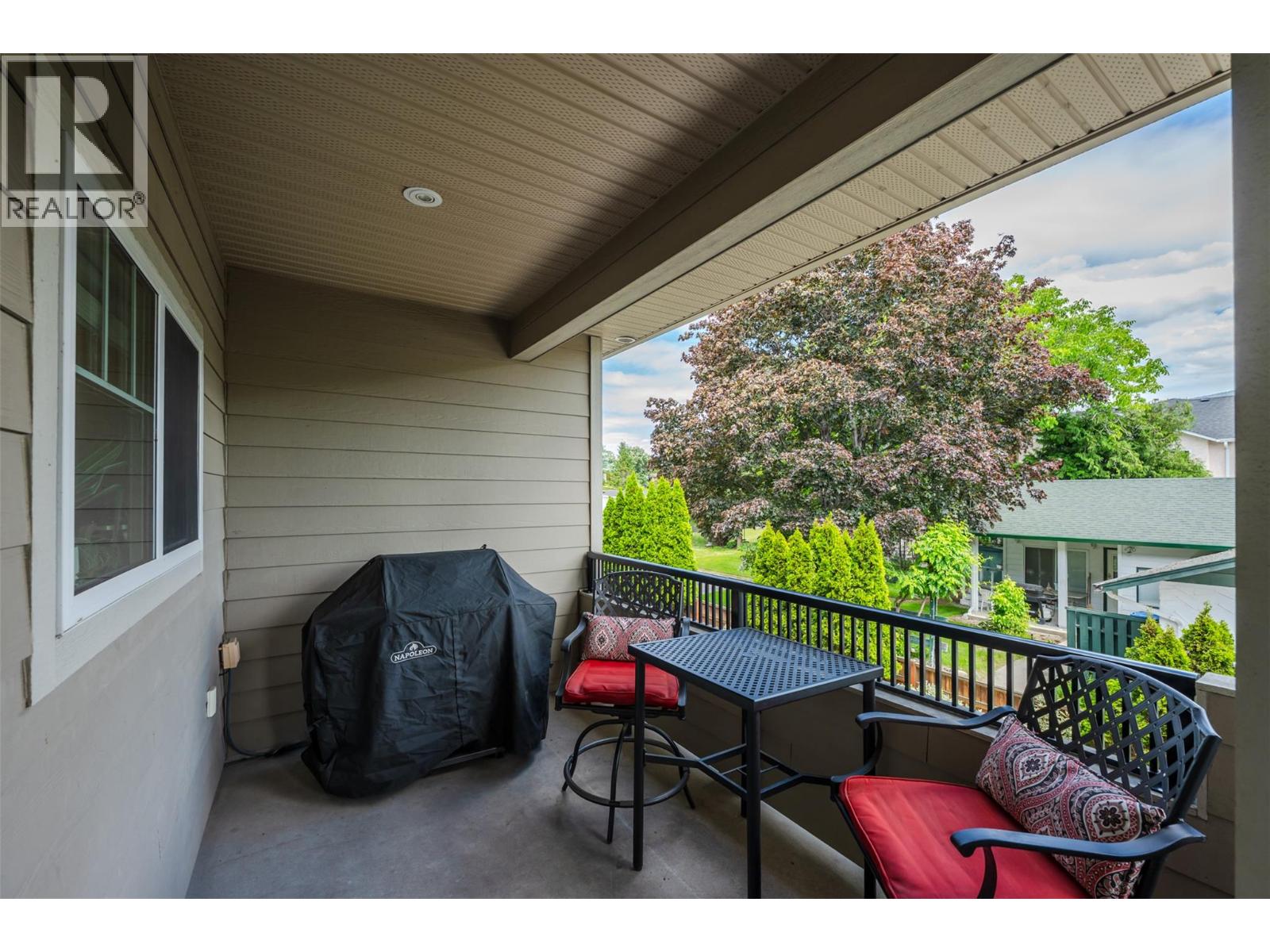 #103 123 Green Avenue W - 19
