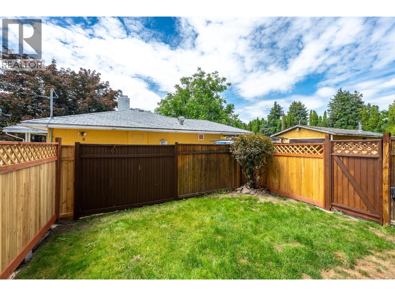 #103 123 Green Avenue W - 38