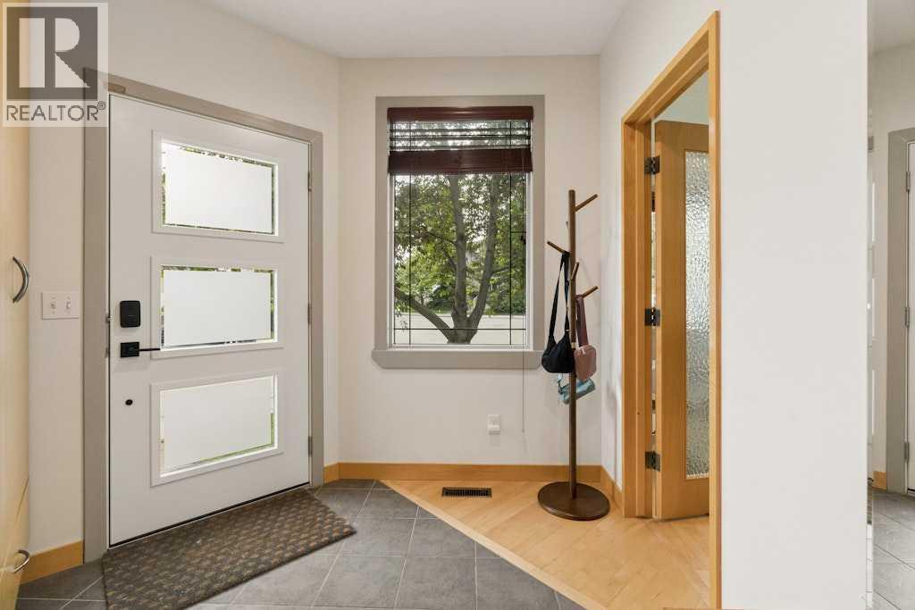 202 26 Avenue NW - Image 15