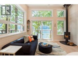 14 E Croker Island, North Vancouver, BC V0V0V0 Photo 6