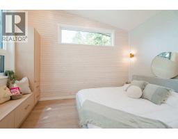14 E Croker Island, North Vancouver, BC V0V0V0 Photo 19