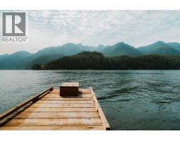 14 E Croker Island, North Vancouver, BC V0V0V0 Photo 27