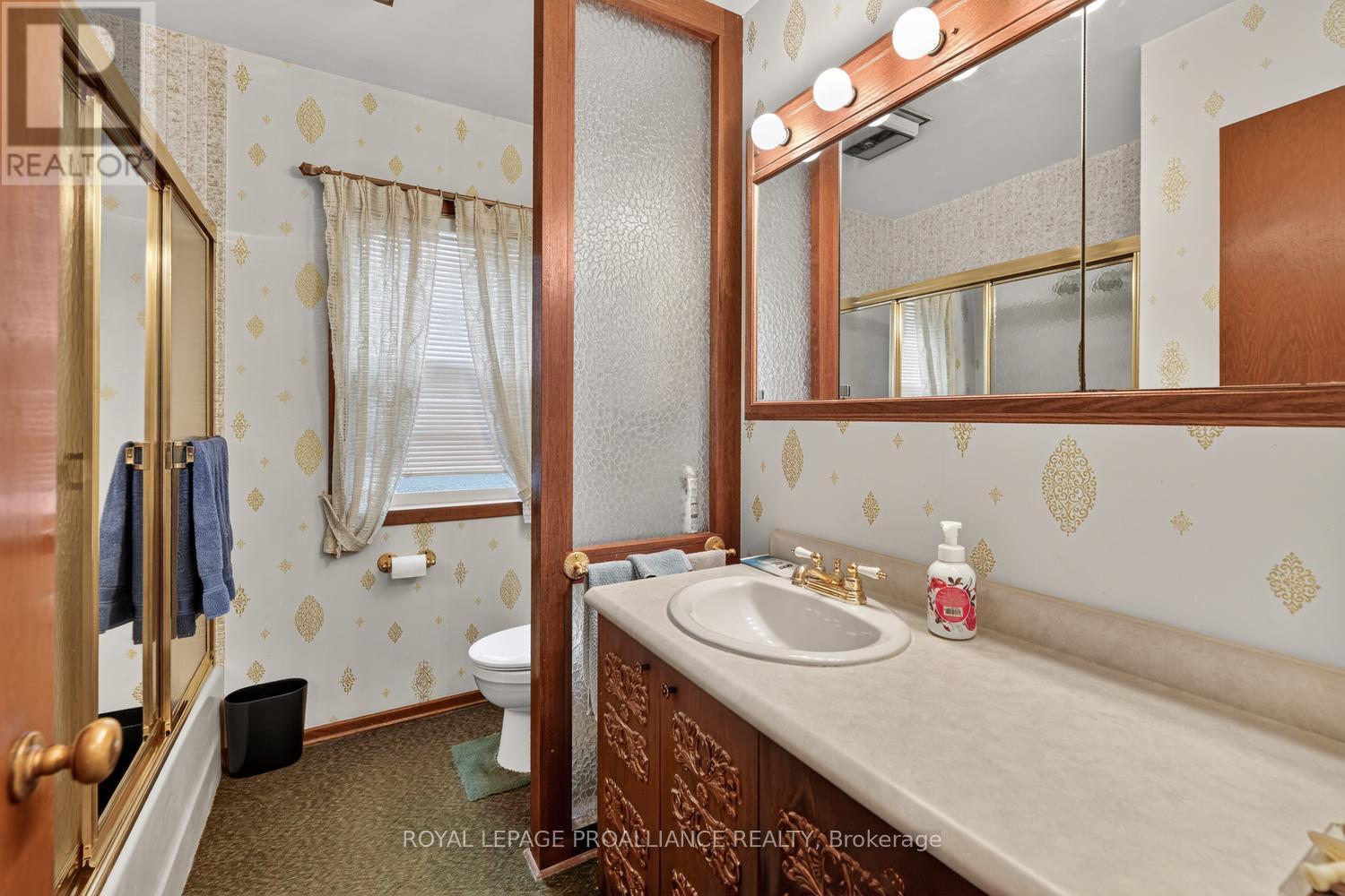 390 JAMES STREET W - 23