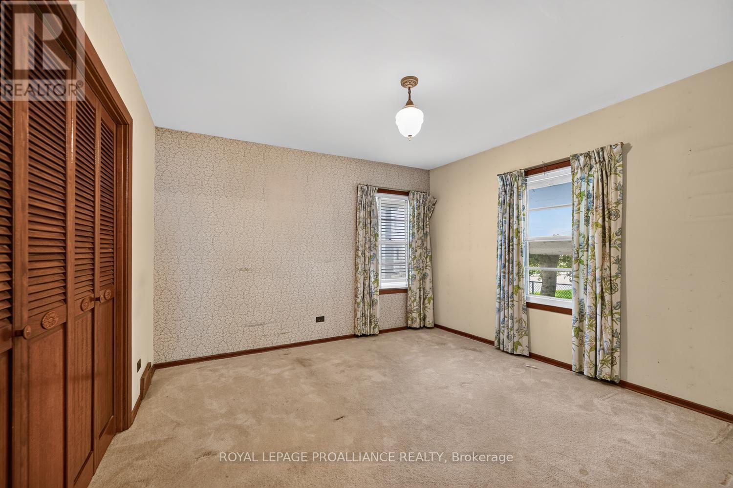 390 JAMES STREET W - 19