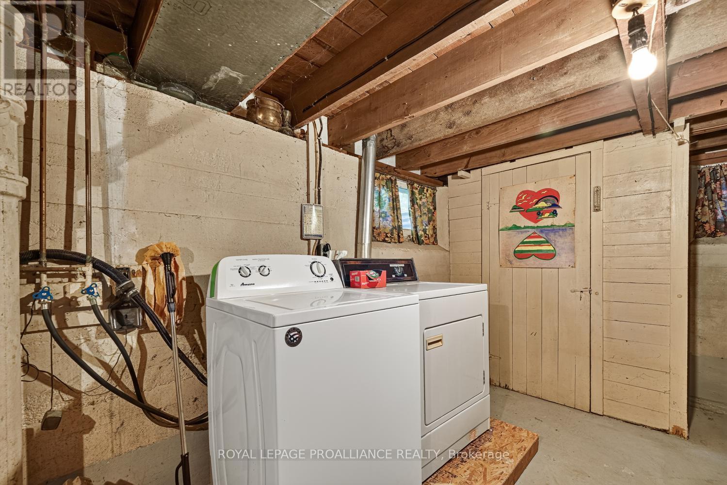 390 JAMES STREET W - 30
