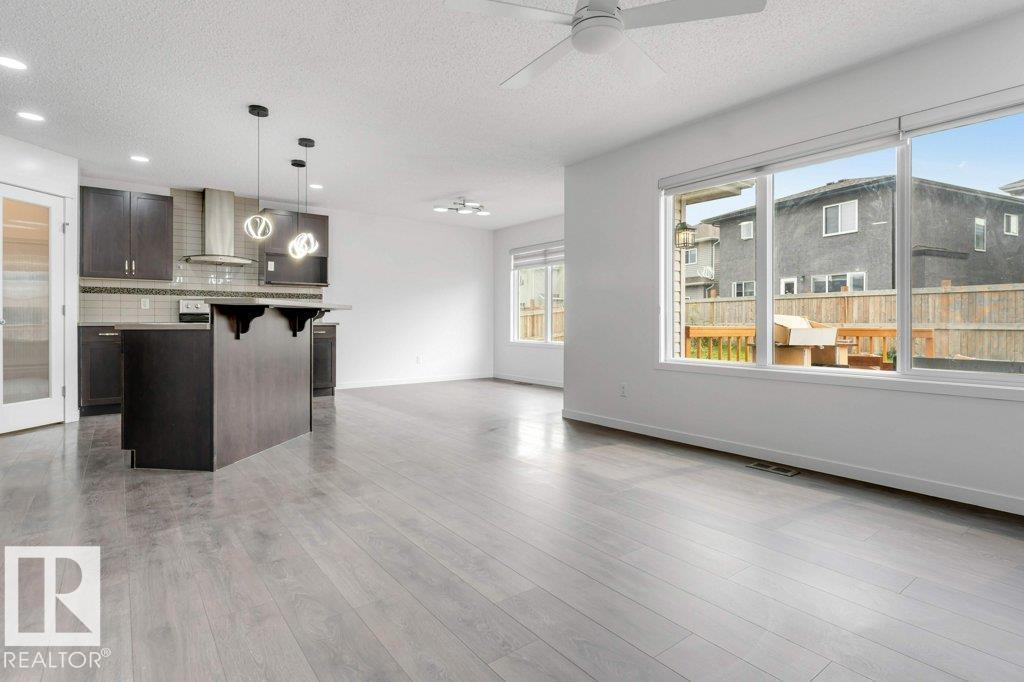 3007 13 AV NW - 11