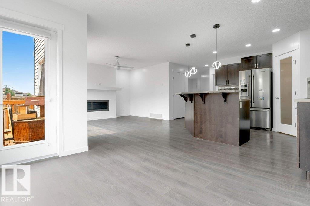 3007 13 AV NW - 9