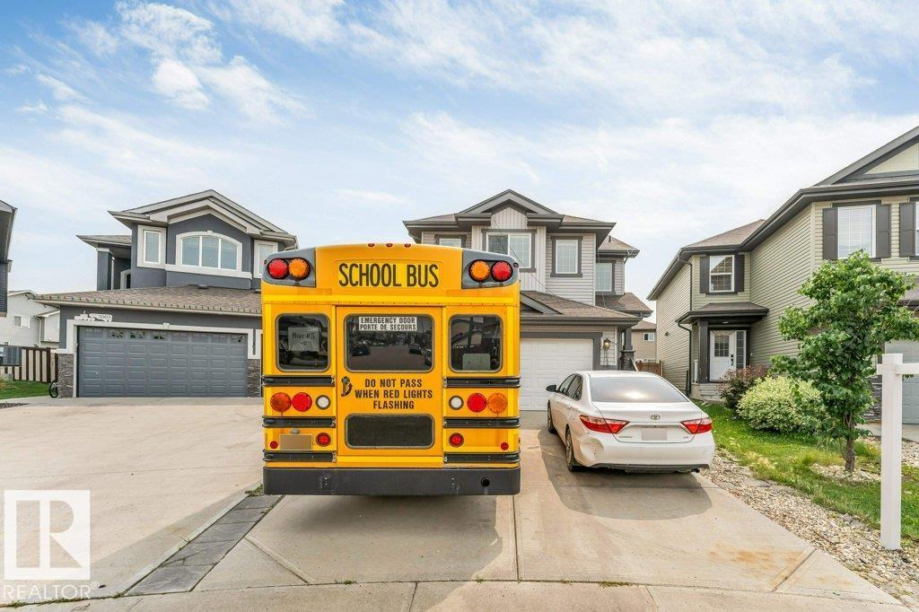 3007 13 AV NW - 2