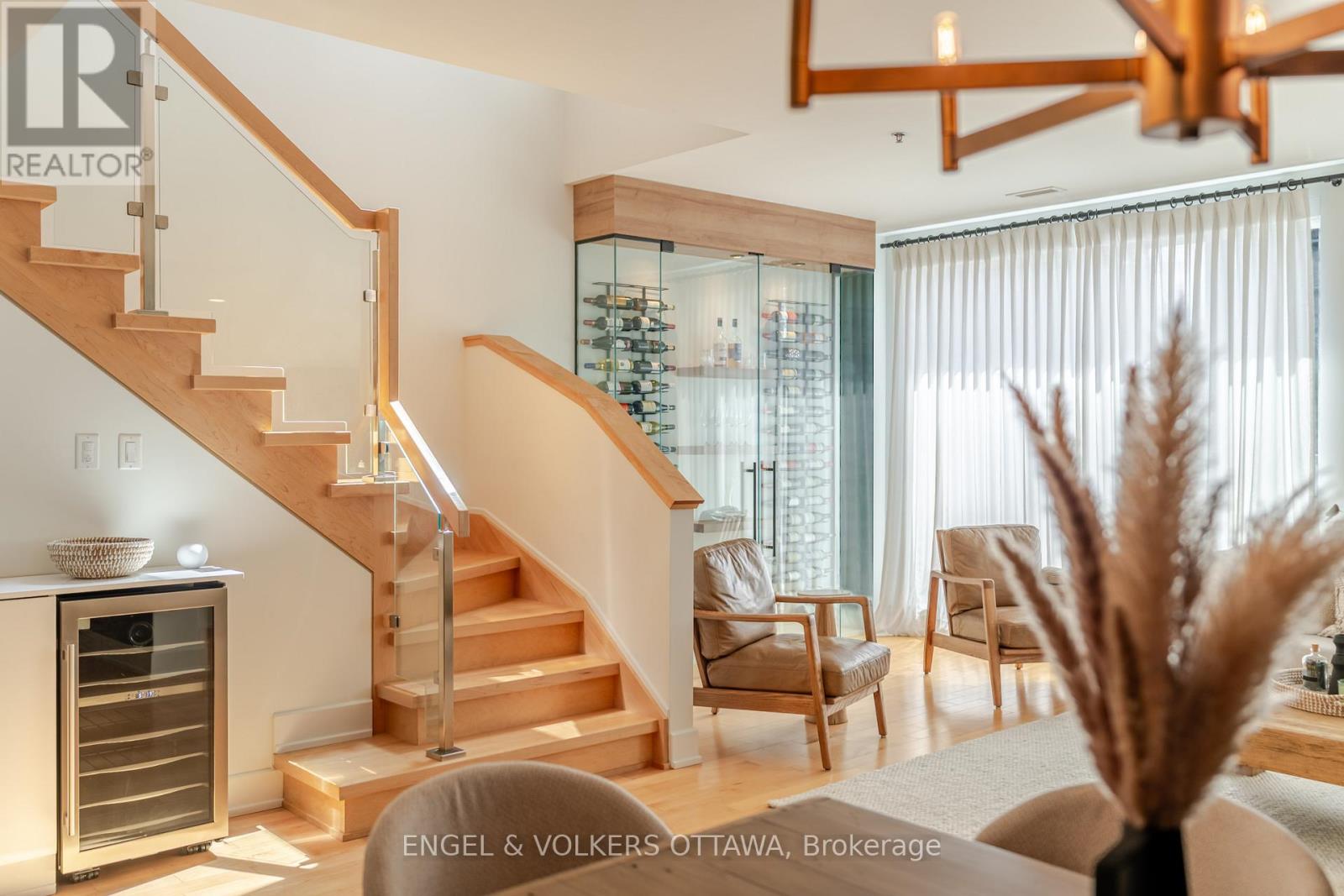 #218 197 LISGAR STREET - 13