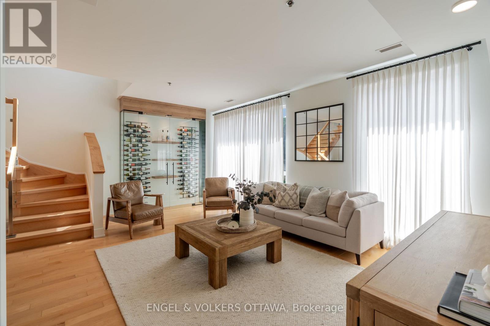#218 197 LISGAR STREET - 14