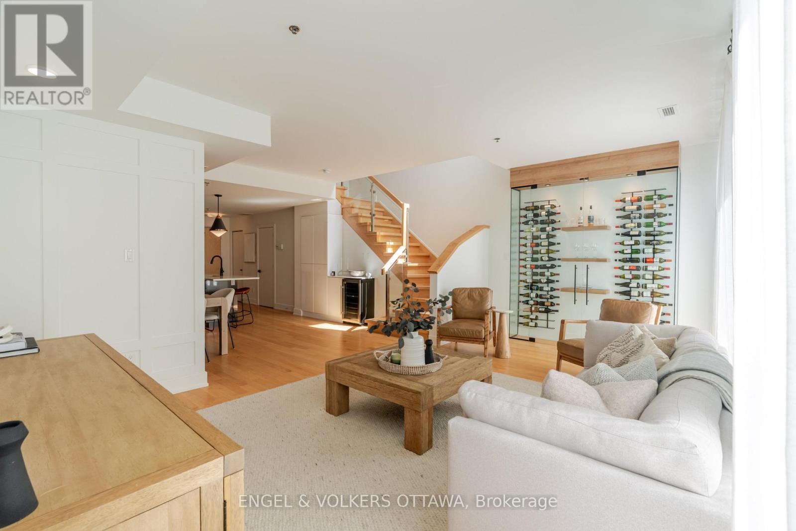 #218 197 LISGAR STREET - 15