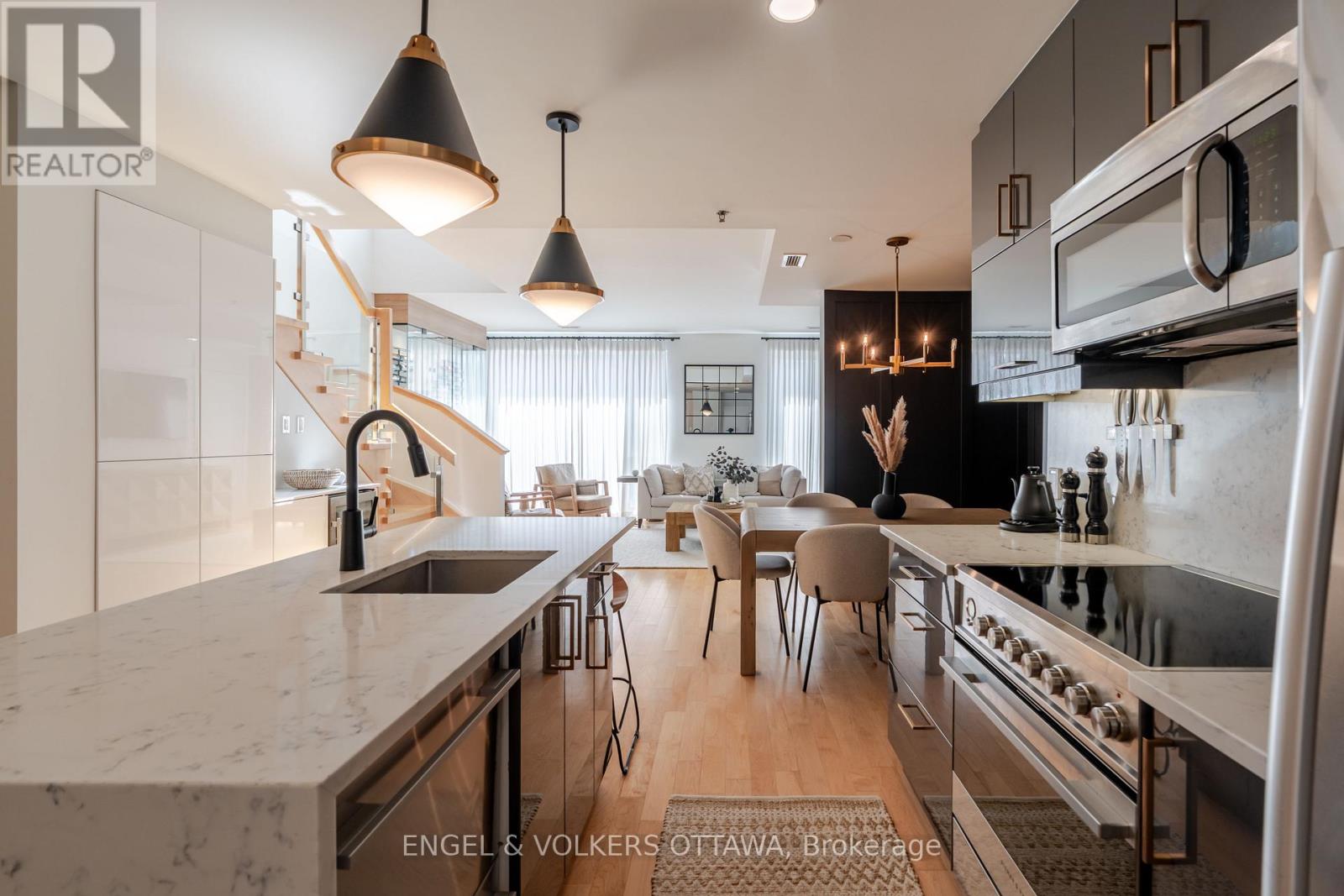 #218 197 LISGAR STREET - 9