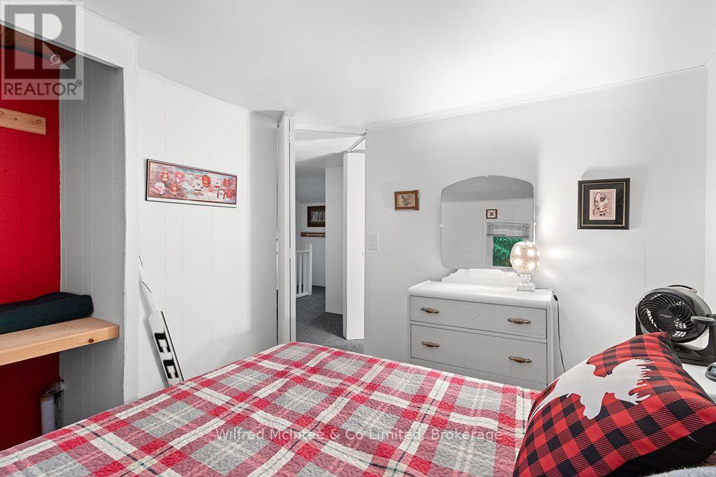 206 FIRST STREET N - Image 38