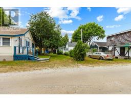 Bedroom - 206 First Street N, South Bruce Peninsula, ON N0H2G0 Photo 6