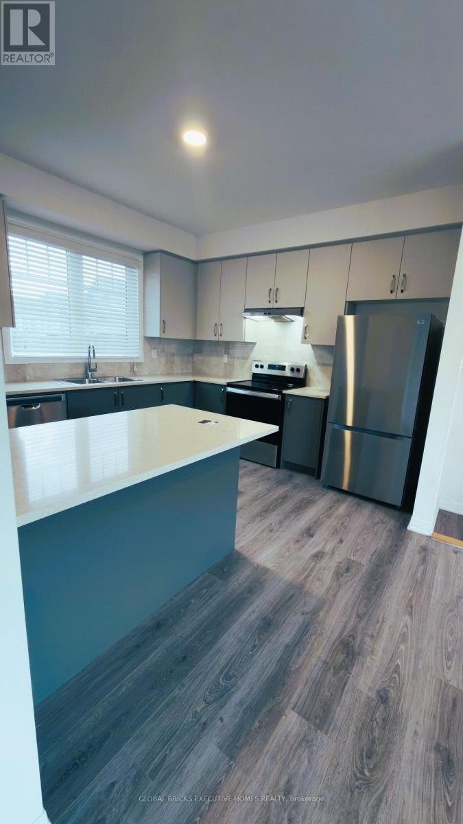 42 AMBEREEN PLACE E - 8