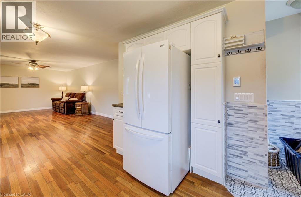 260 EGREMONT Street S - 14