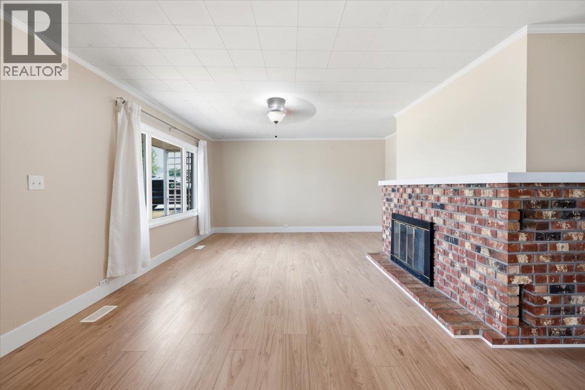 3585 Warner Avenue - 7