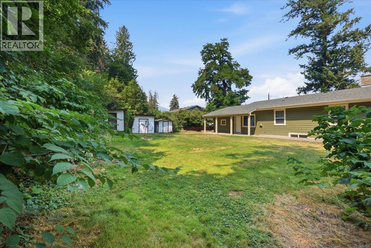 3585 Warner Avenue - 40