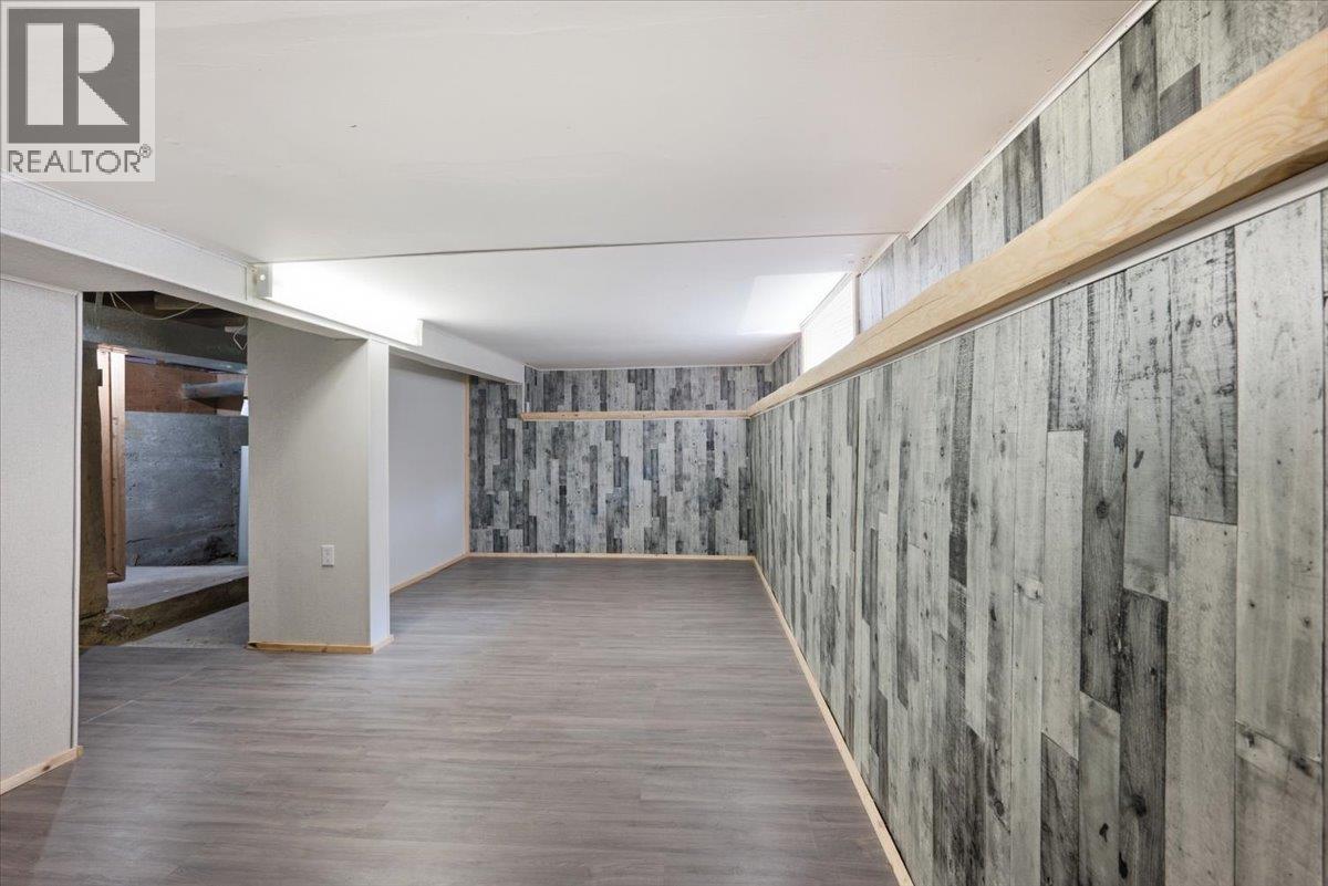 3585 Warner Avenue - 35