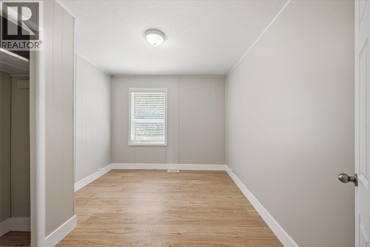 3585 Warner Avenue - 27