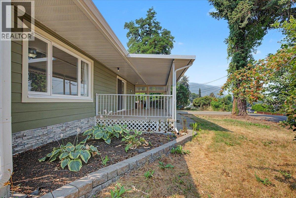 3585 Warner Avenue - 48