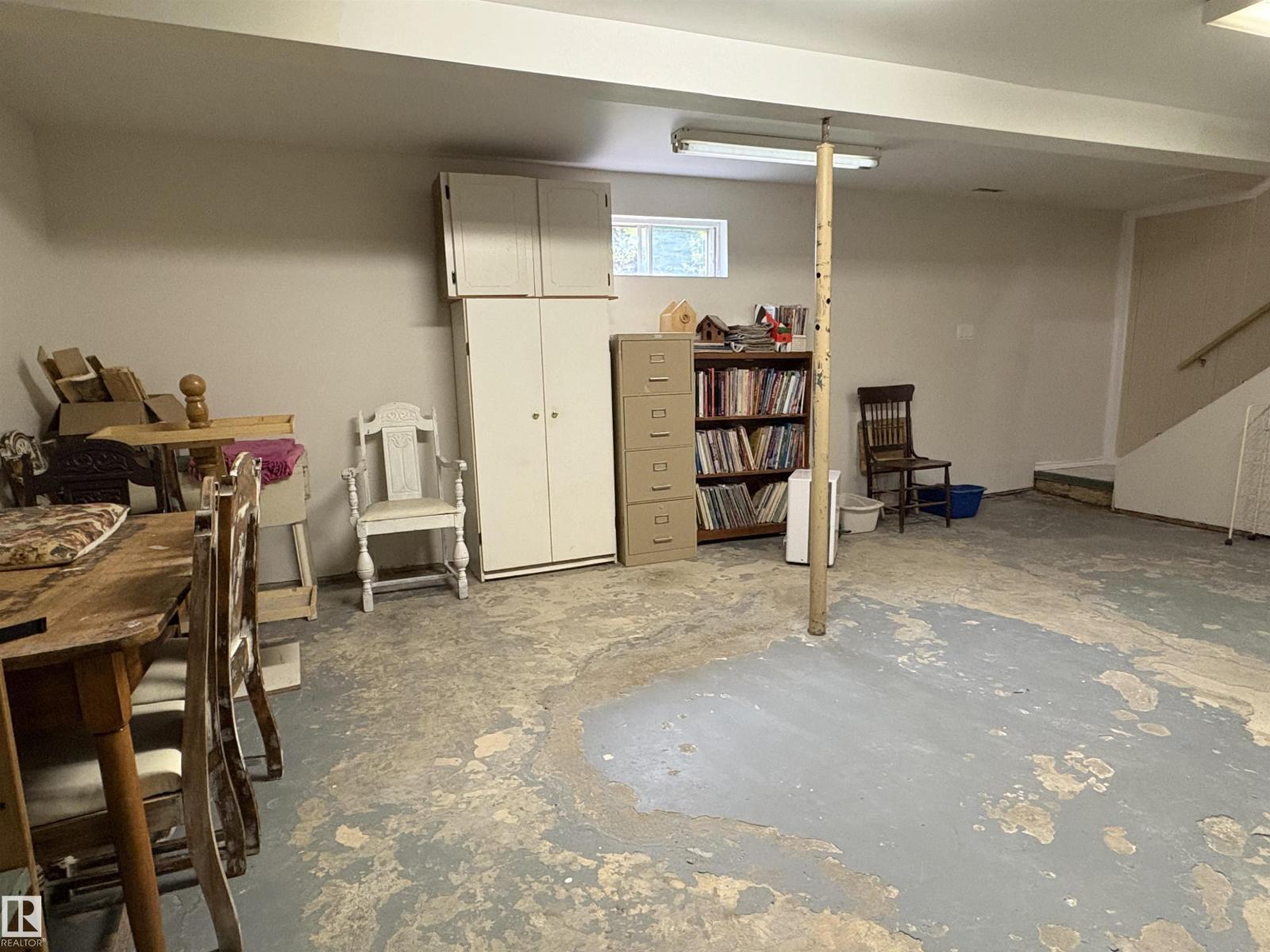 5308 50 St - Image 20