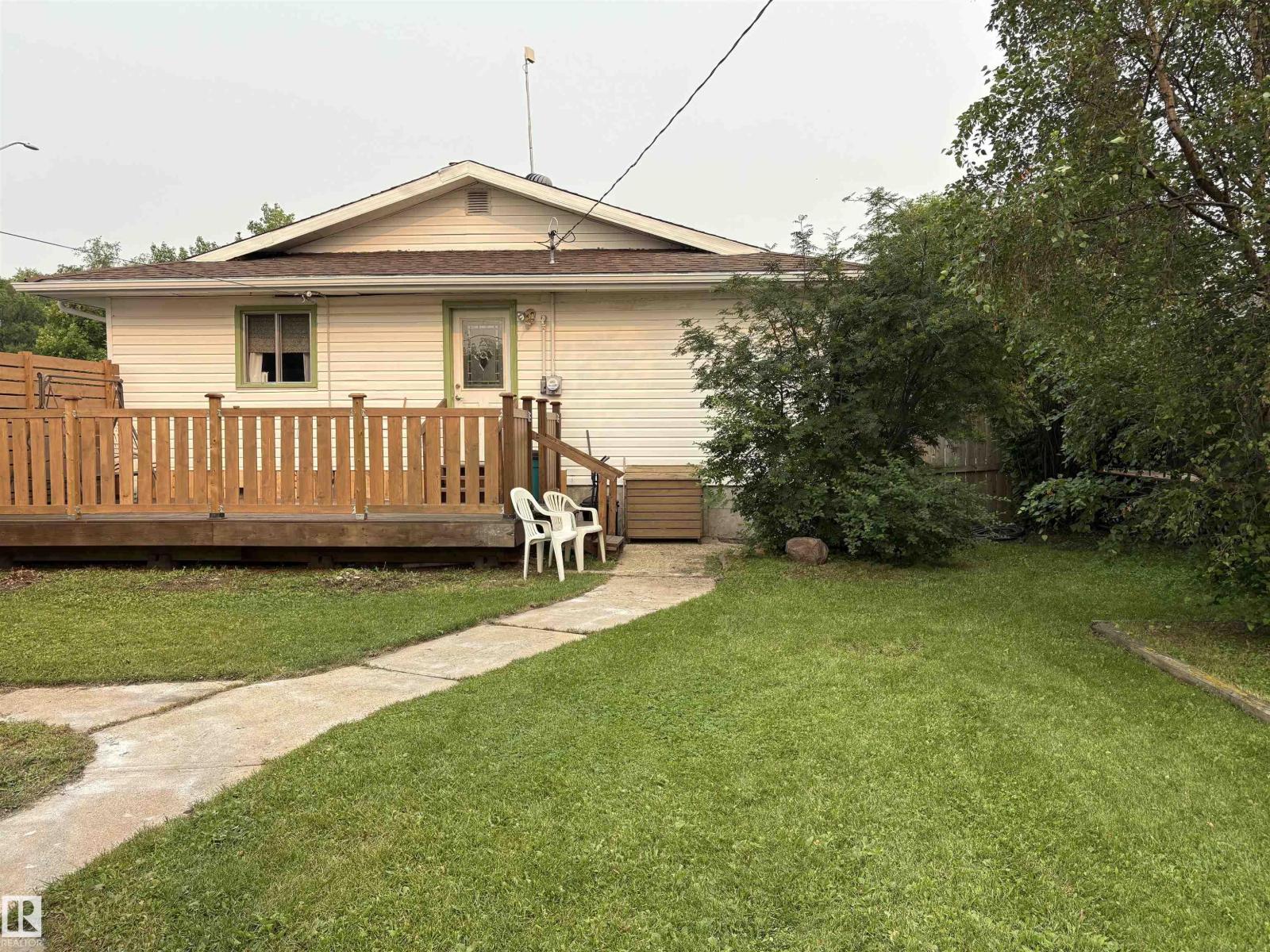 5308 50 St - 27