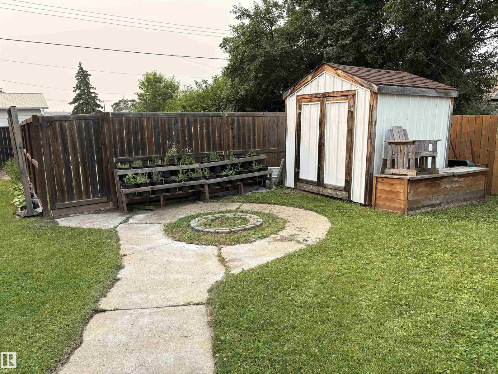 5308 50 St - Image 31