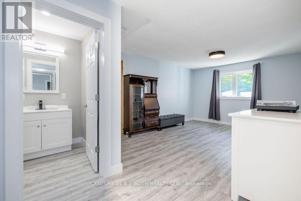 1844 OAKWOOD ROAD - 24