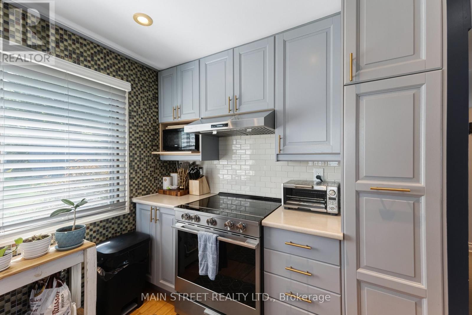126 MOORE'S BEACH ROAD - 17