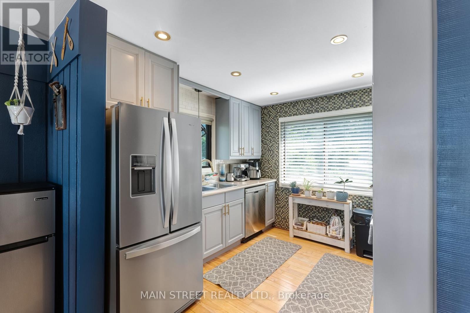 126 MOORE'S BEACH ROAD - 19