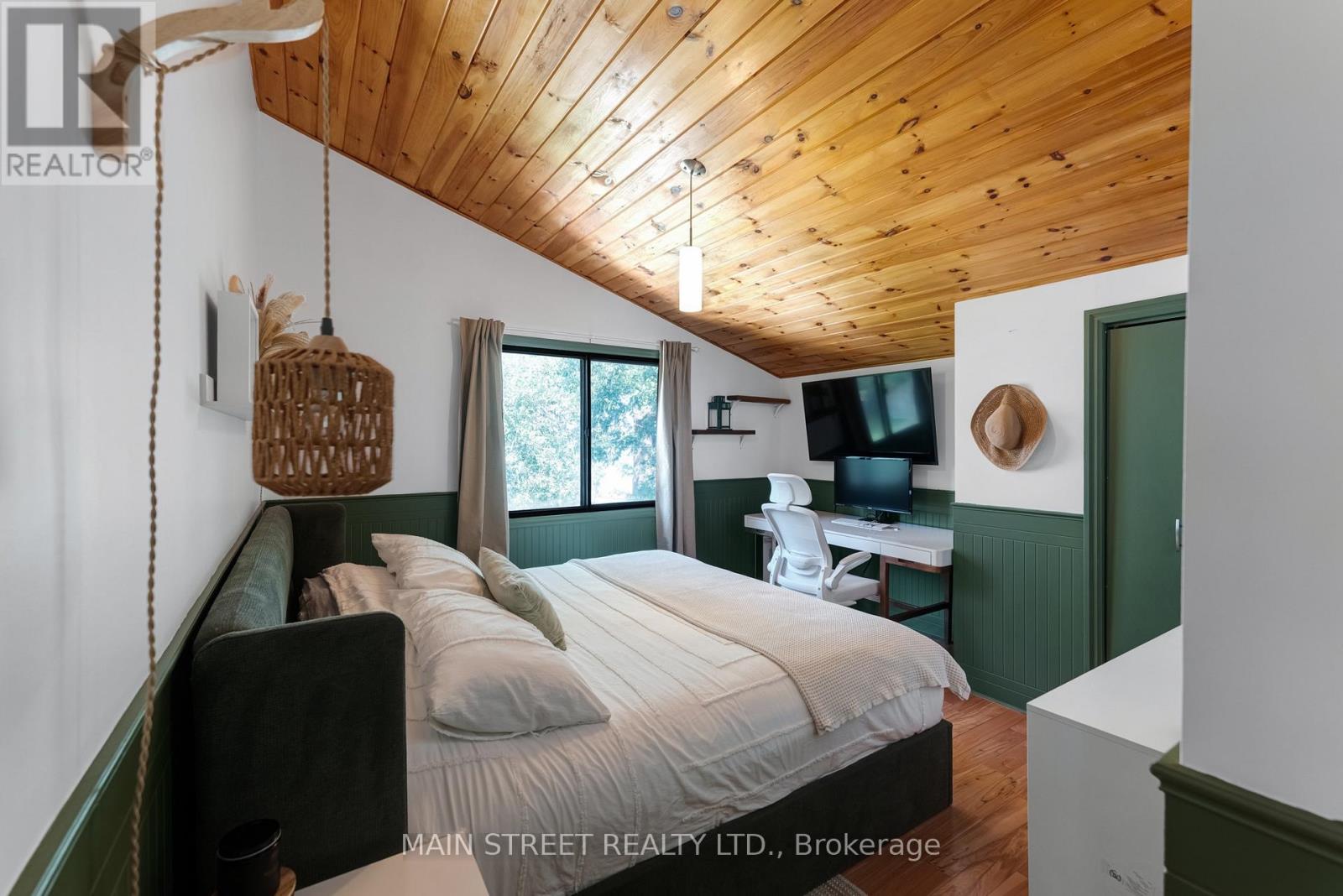 126 MOORE'S BEACH ROAD - 26