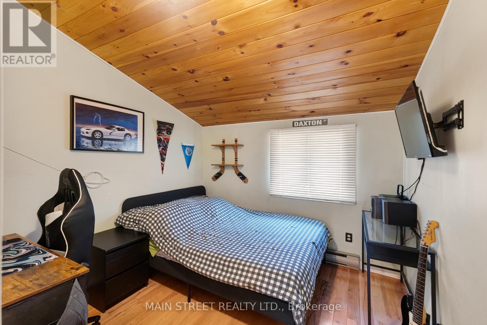 126 MOORE'S BEACH ROAD - 31