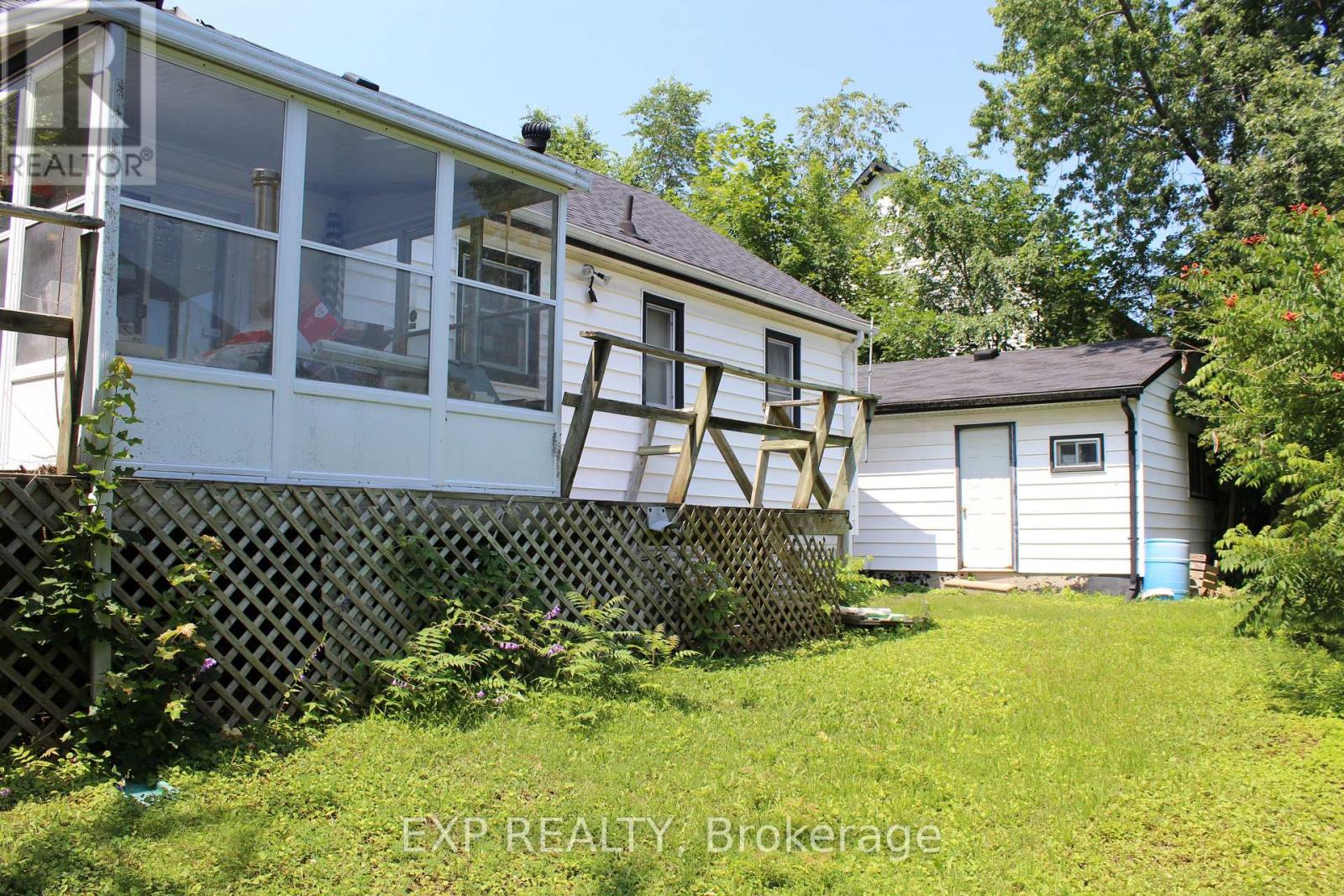 105 PUGET STREET - Image 16
