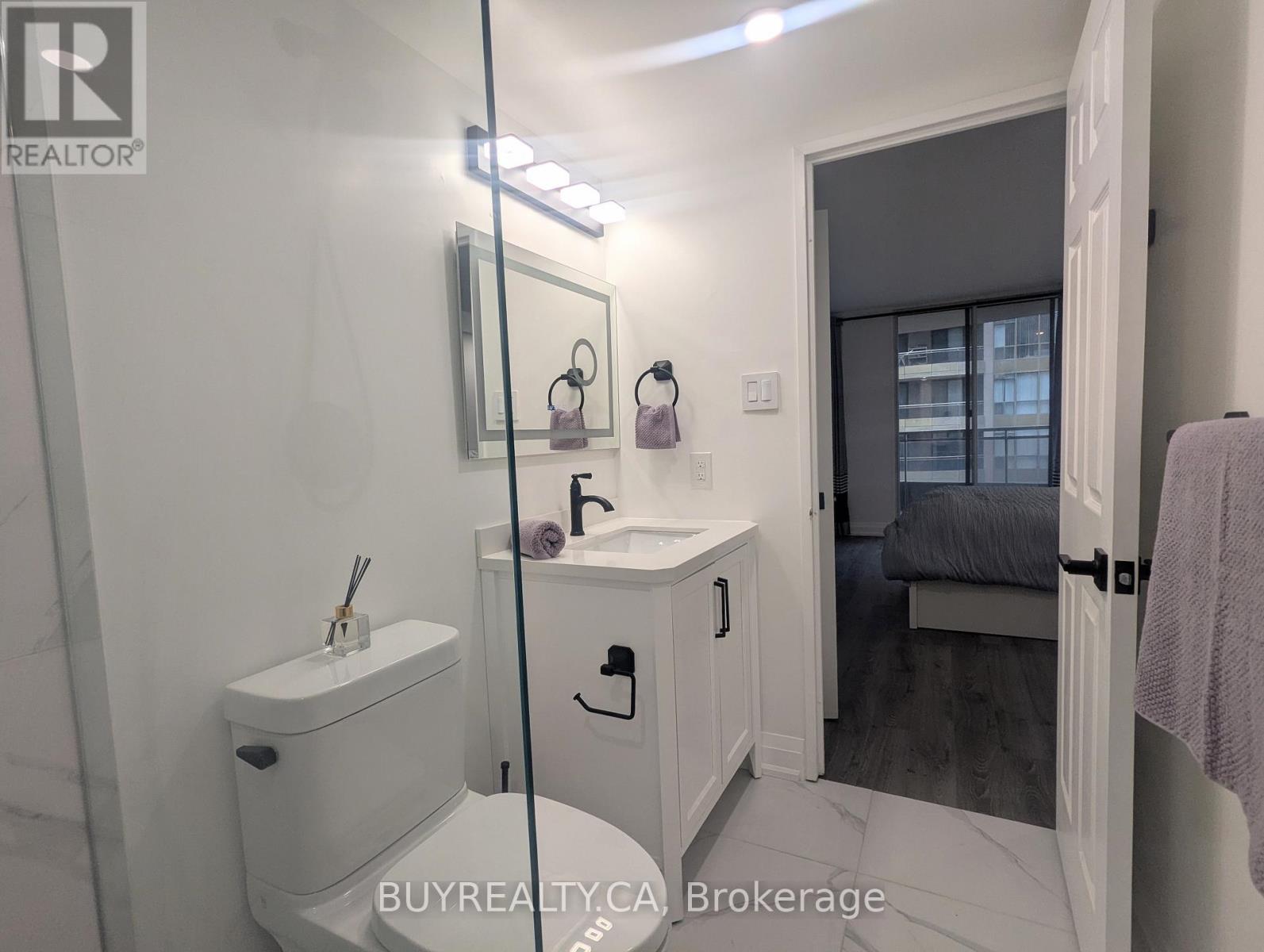 #1603 256 DORIS AVENUE - 26