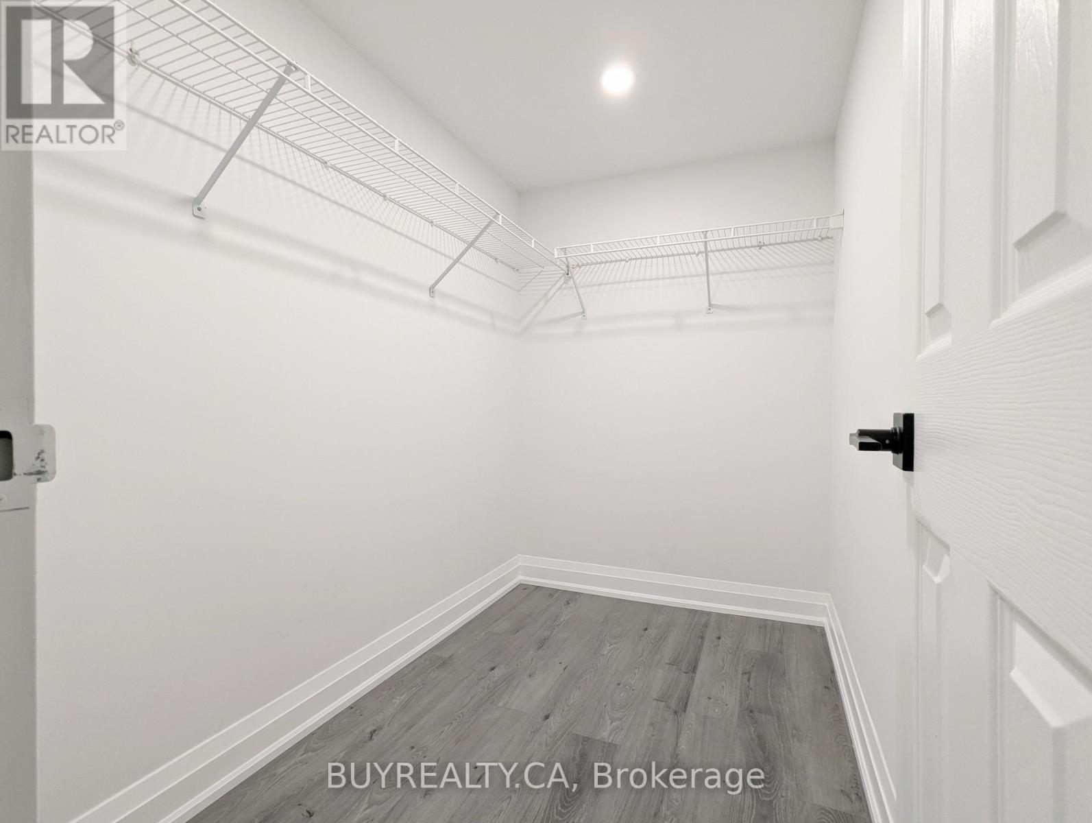 #1603 256 DORIS AVENUE - 23