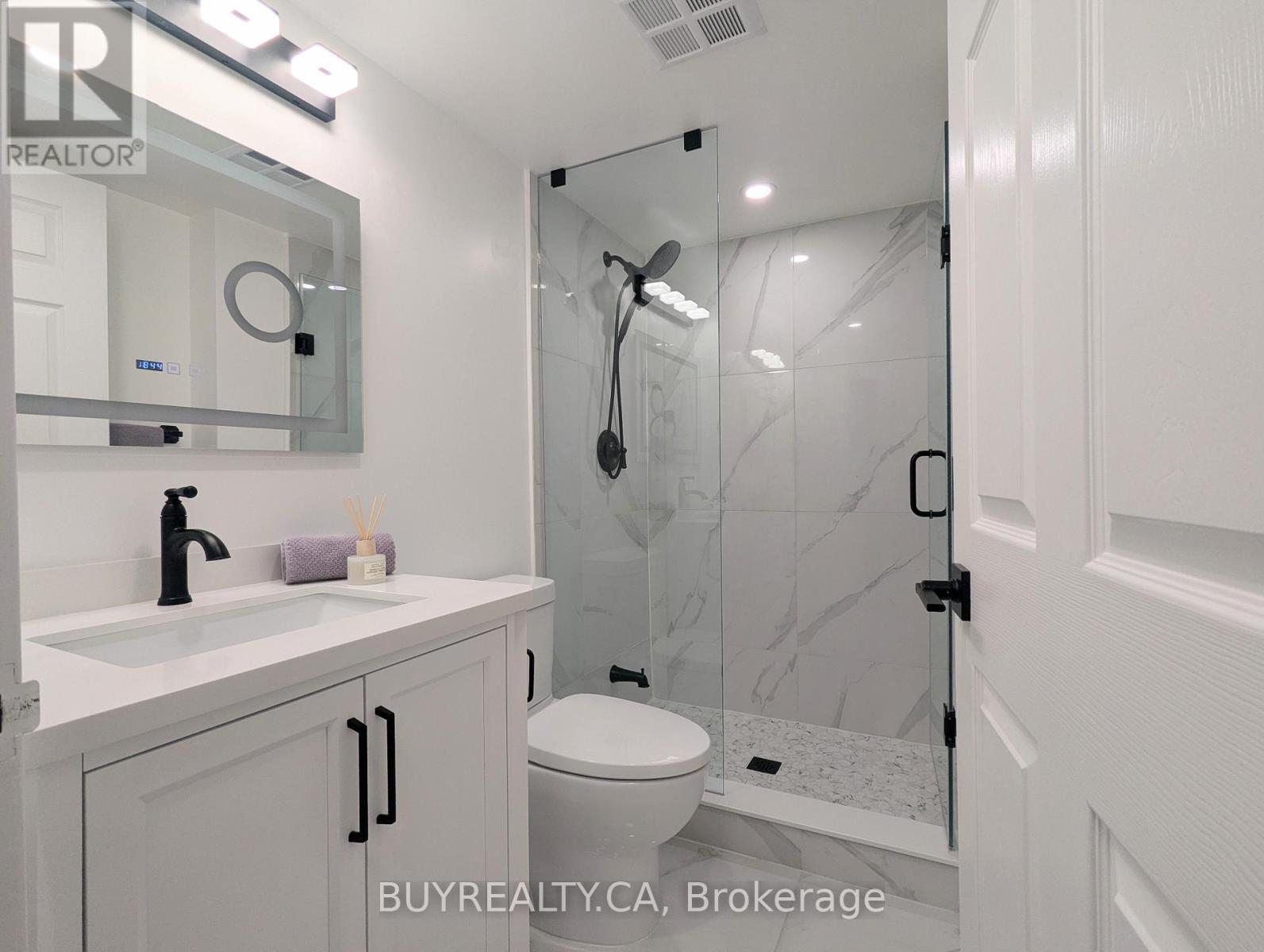 #1603 256 DORIS AVENUE - 33
