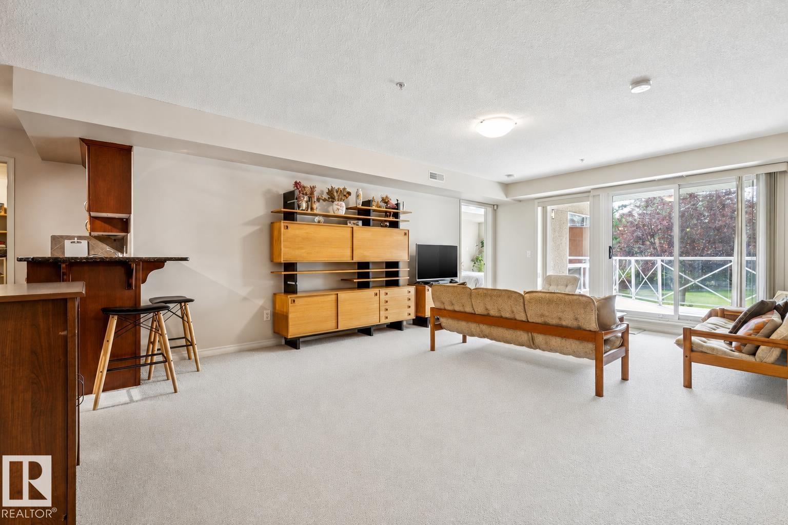 #113 7510 89 ST NW - 3