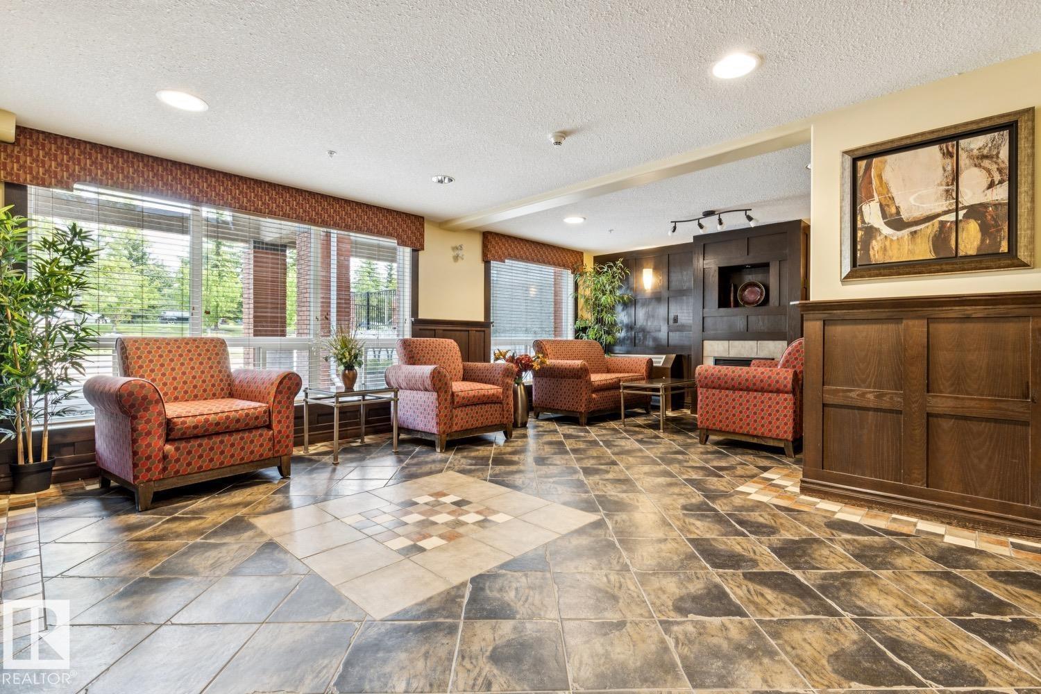 #113 7510 89 ST NW - 36