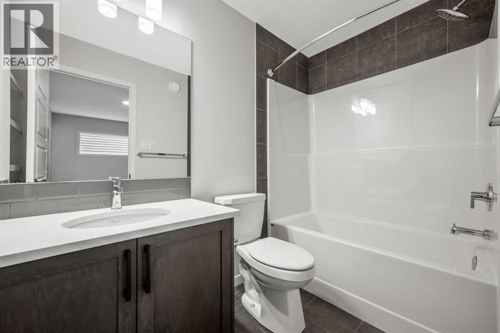 209 Bridgeport Gate N - Image 33