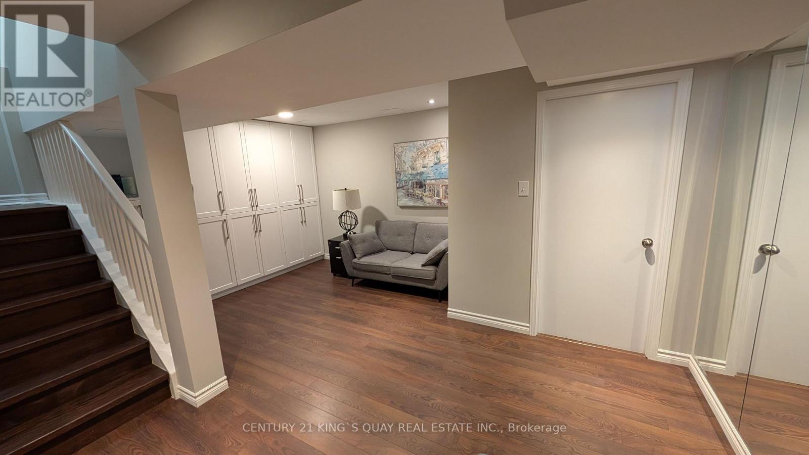 13 EVARIDGE DRIVE - 15