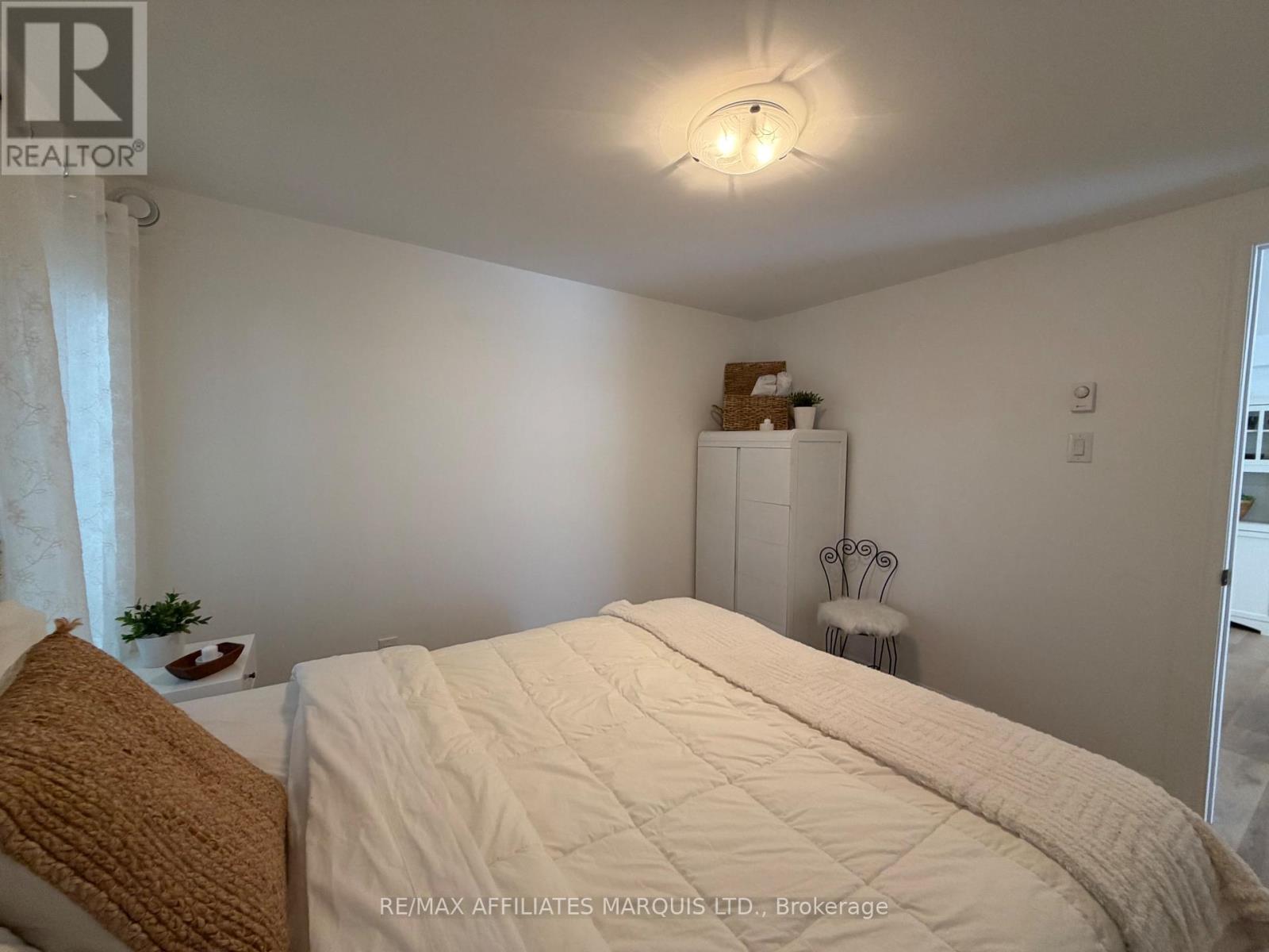 230 BOUNDARY ROAD E - Image 13