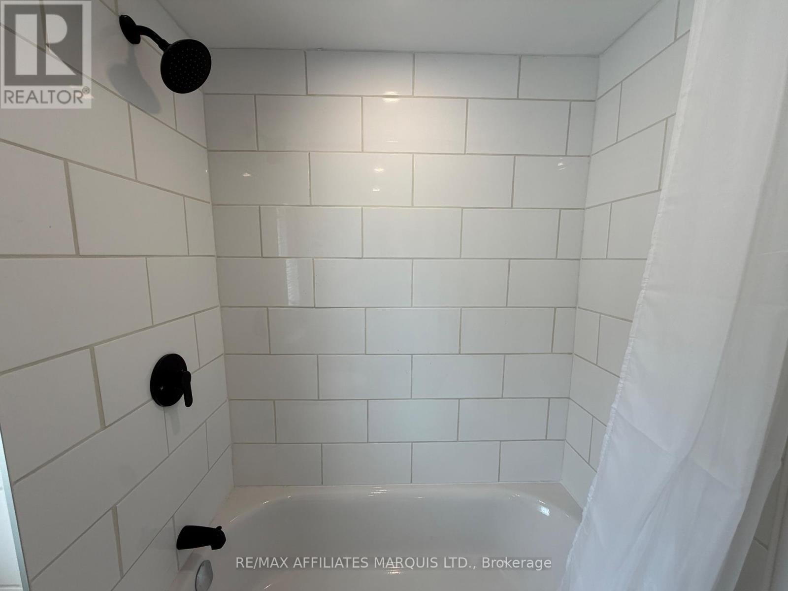 230 BOUNDARY ROAD E - Image 18