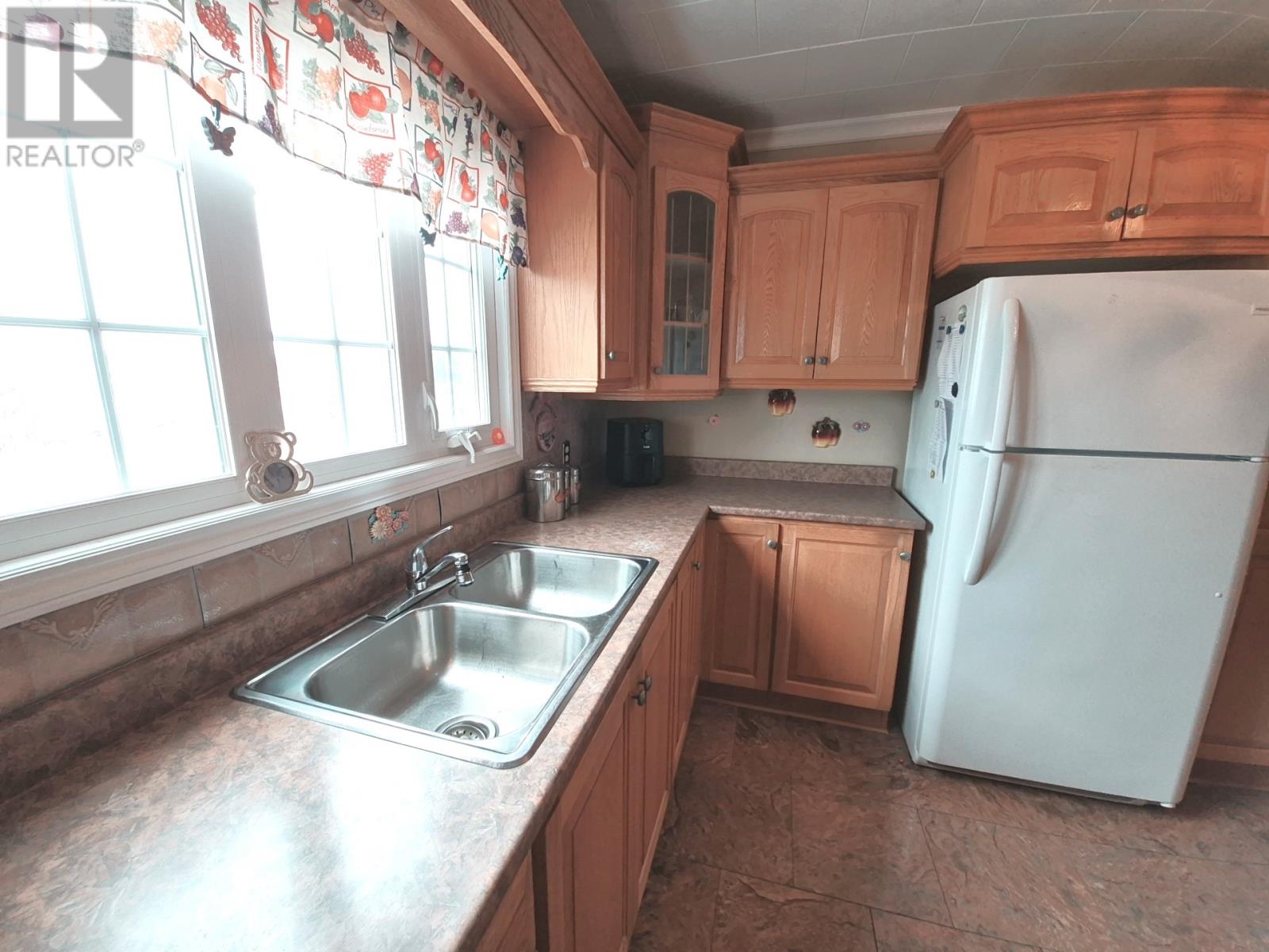 6 Harbour Side Road - 15